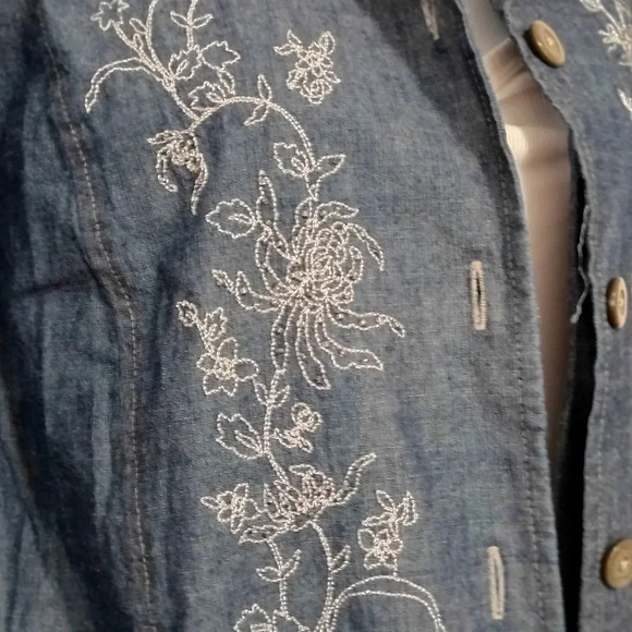 Jaclyn Smith Size XL Women's Embroidered Boho Shacket Long Sleeves - Picture 3 of 7